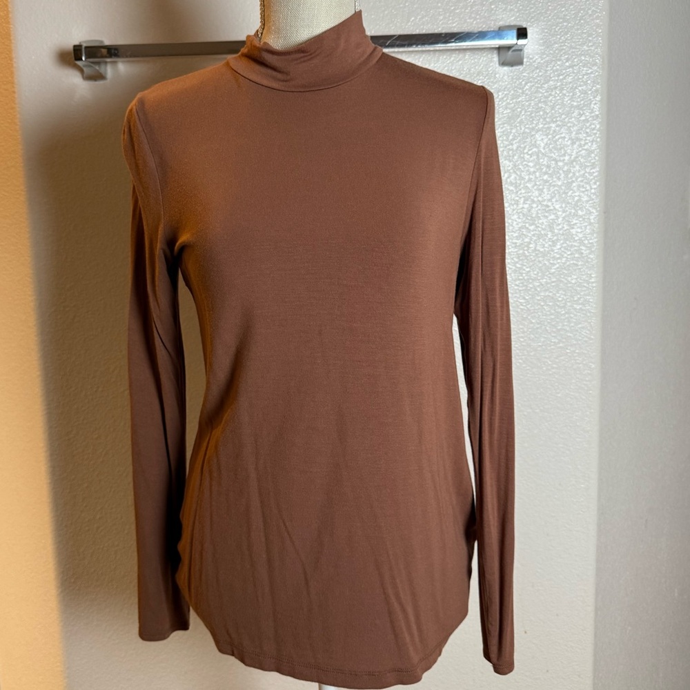 Tahari Long Sleeve Top in Rich Brown